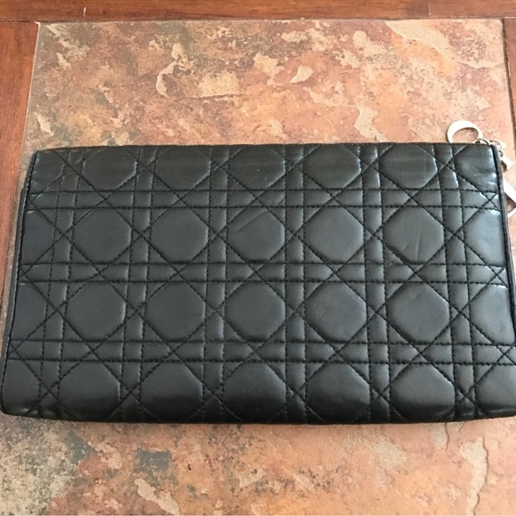 ISO!! - Picture 5 of 5